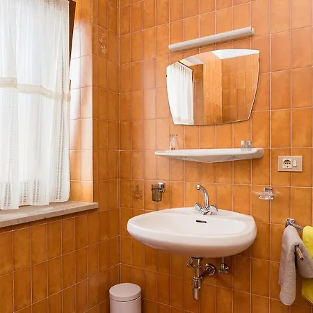 Guest house Haus Elisabeth Nova Ponente
